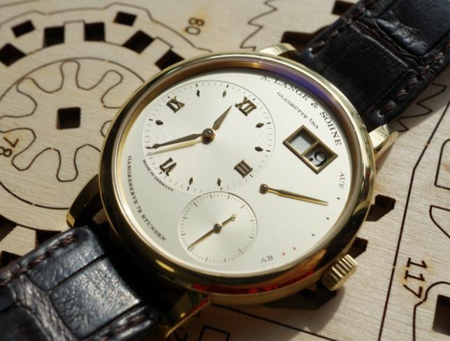 朗格小型款月相手表怎么样？