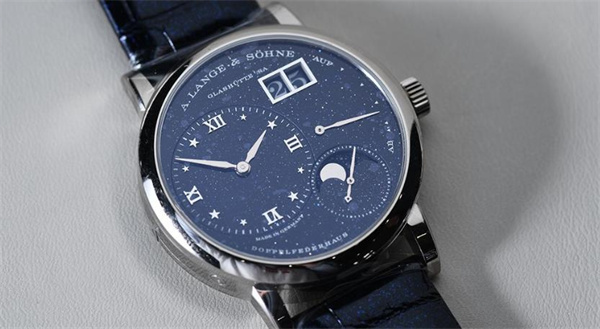 朗格手表进水了处理办法